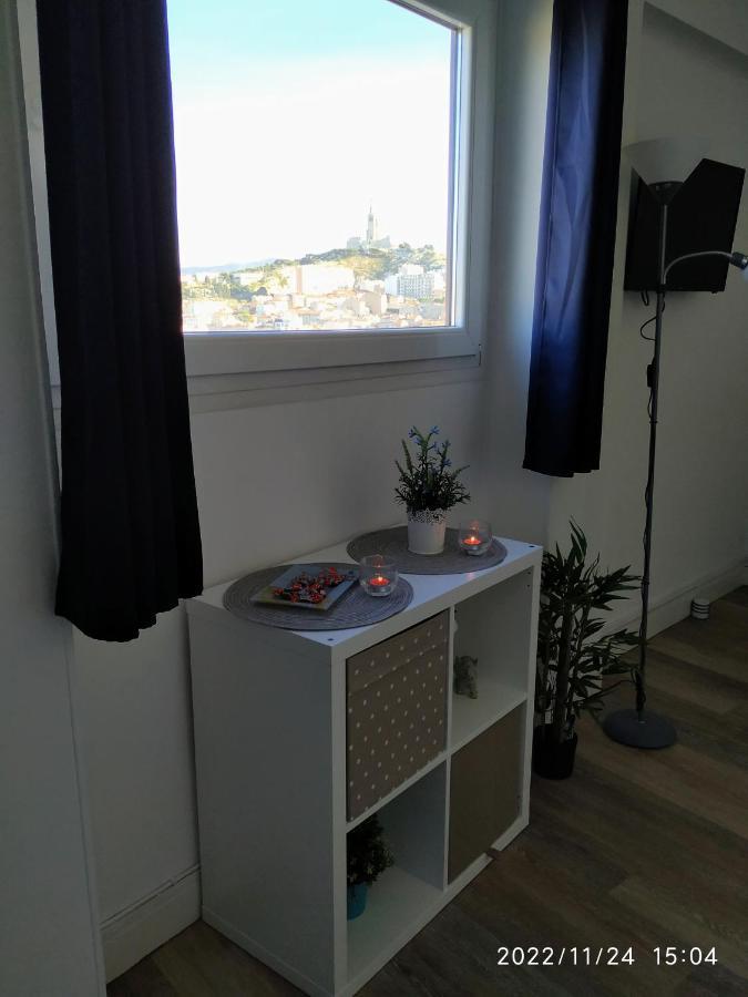 Studio Vue Imprenable Sur Марсилия Екстериор снимка
